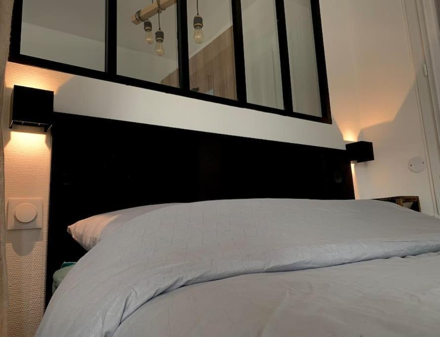 T1 Bis Cosy Et Spacieux - Wifi - Parking Gratuit อองเชร์ ภายนอก รูปภาพ