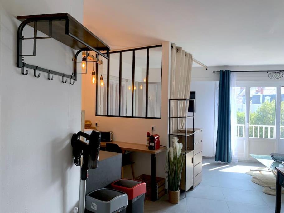 T1 Bis Cosy Et Spacieux - Wifi - Parking Gratuit อองเชร์ ภายนอก รูปภาพ
